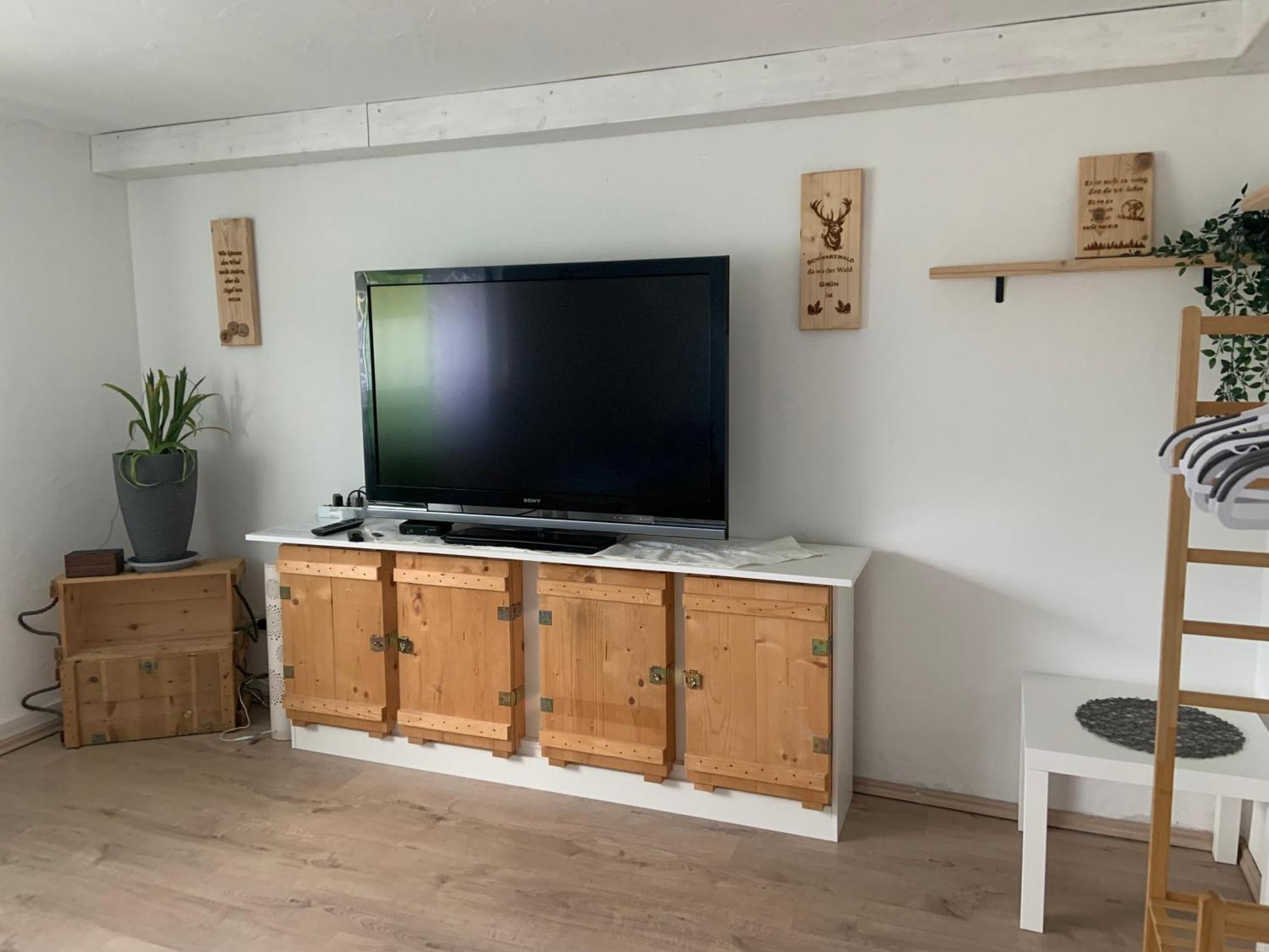 Schoene Moderne & Rustikale Einliegerwohnung Mit Kueche Schramberg Exteriör bild